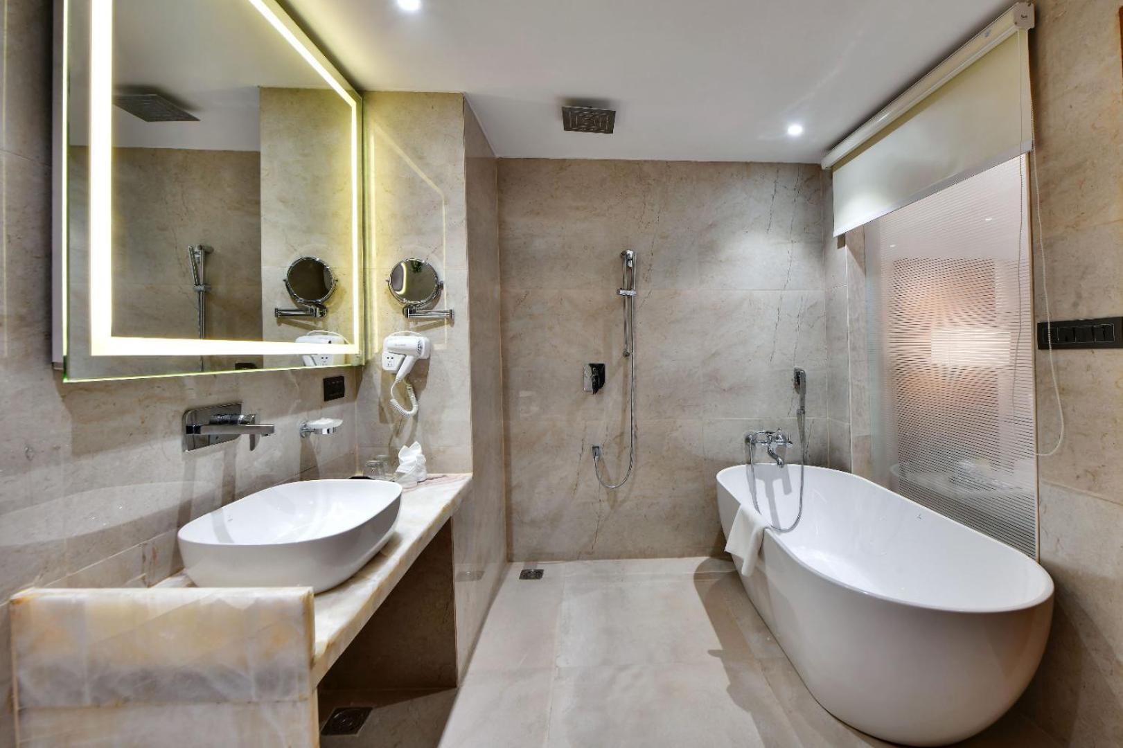 The Glory Suites Near Igi Airport نيودلهي المظهر الخارجي الصورة